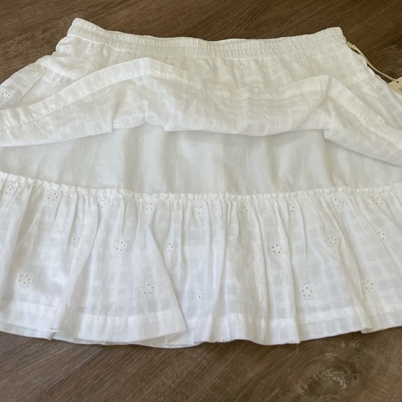 Universal Thread NWT Cotton Eyelit Mini Skirt White Flare Tiered ~ Size L - Picture 11 of 13